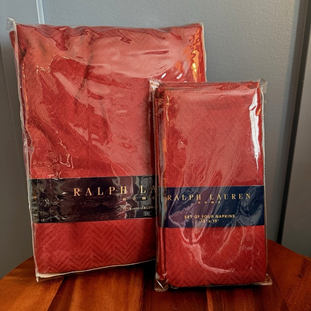 Ralph Lauren Home Basketweave Brick Red Tablecloth Oblong 70 x120 & 4 Napkin Set